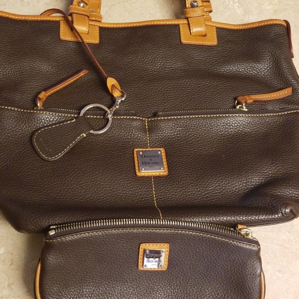 Soft leather Dooney and Bourke purse and wallet